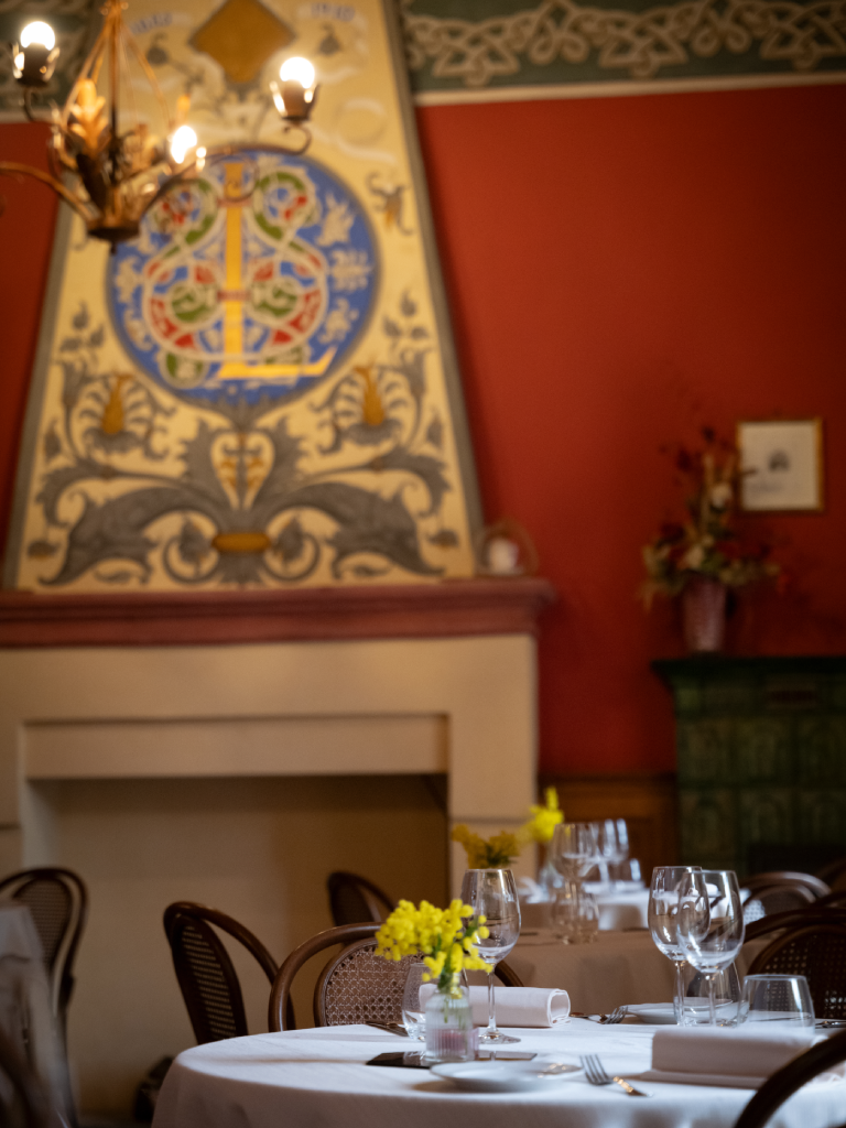 salone fratello d'armi nel ristorante Il Ritrovo dei Poeti a Villa Soleil