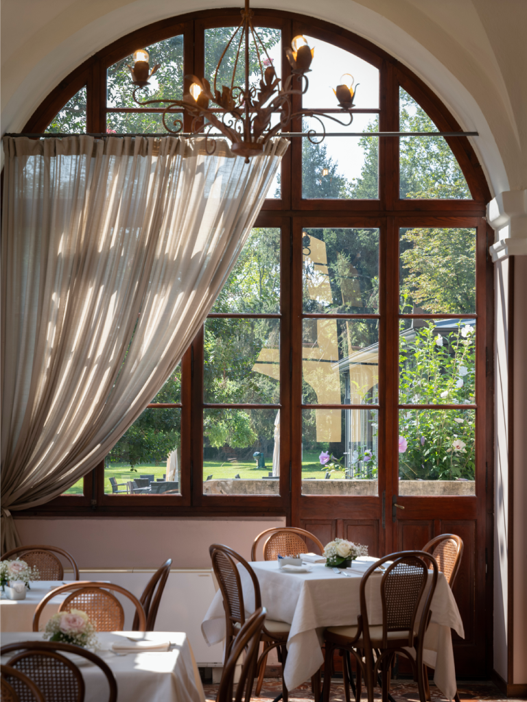 la veranda di villa soleil con luce naturale